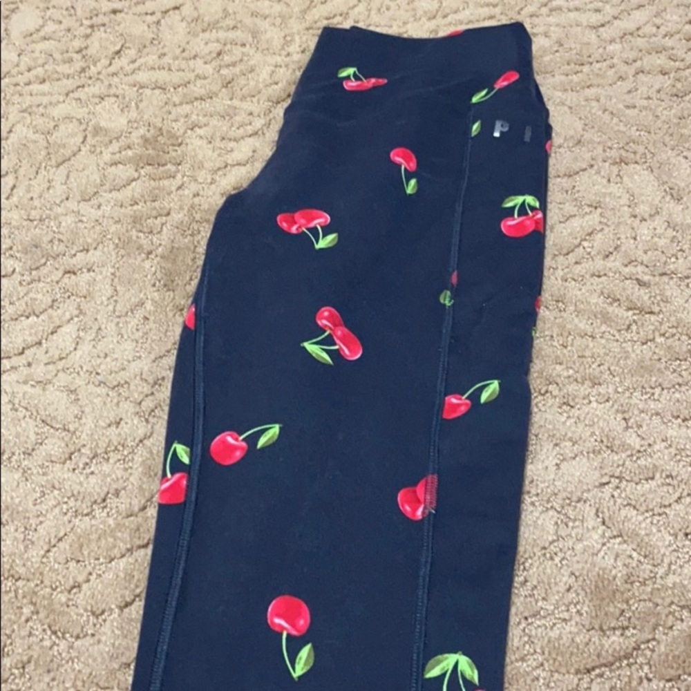 Vs PINK ultimate leggings